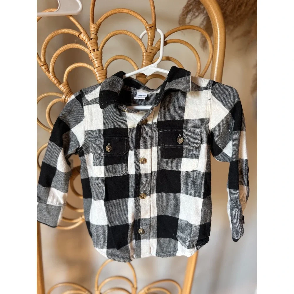 Old Navy Toddler Boys Black White Buffalo Plaid Flannel Button Down Shirt 18-24M